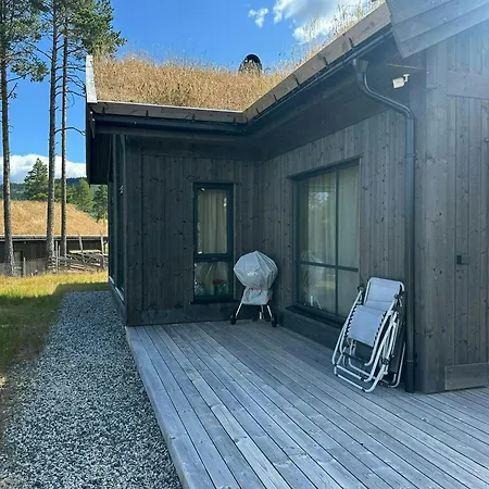 Casa vacanze Sunny Retreat On Nesfjellet Near Alpine Skiing *